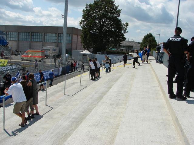 08.jpg