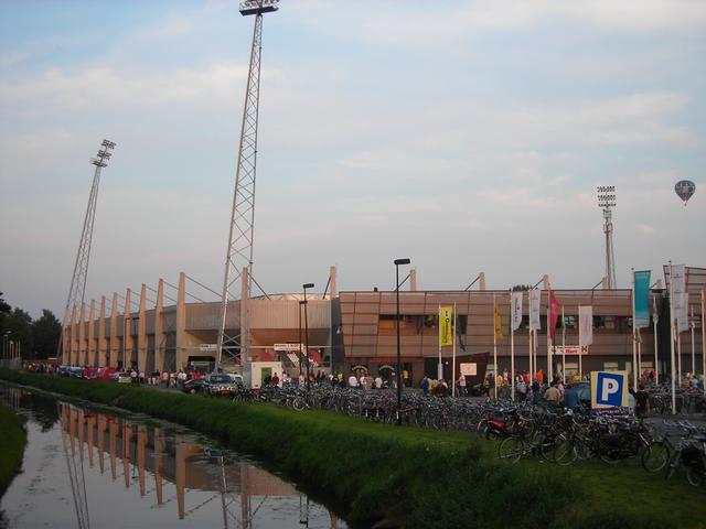 Polman Stadion