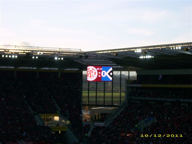 Mainz -HSV  2011 039.jpg