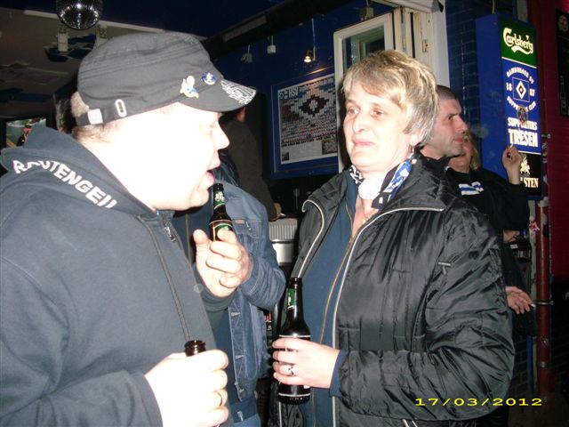 HSV   Freiburg  17.03.2012 H 070.jpg